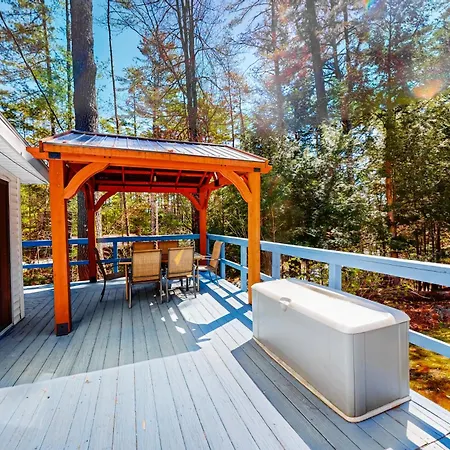 River Road Retreat